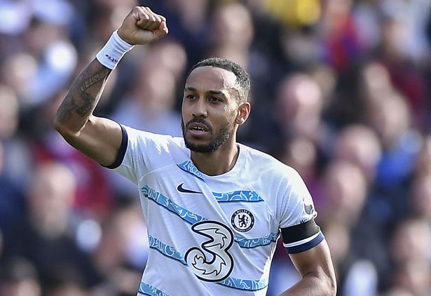 Pierre-Emerick Aubameyang marque son premier but de la saison pour Chelsea